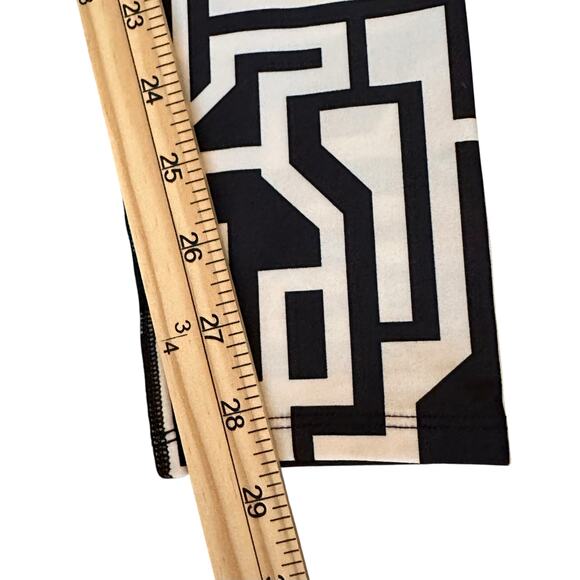 Richard Allan x H&M Black & Ivory Geometric Print Leggings – Size S ArtcoreStyle - Picture 6 of 7